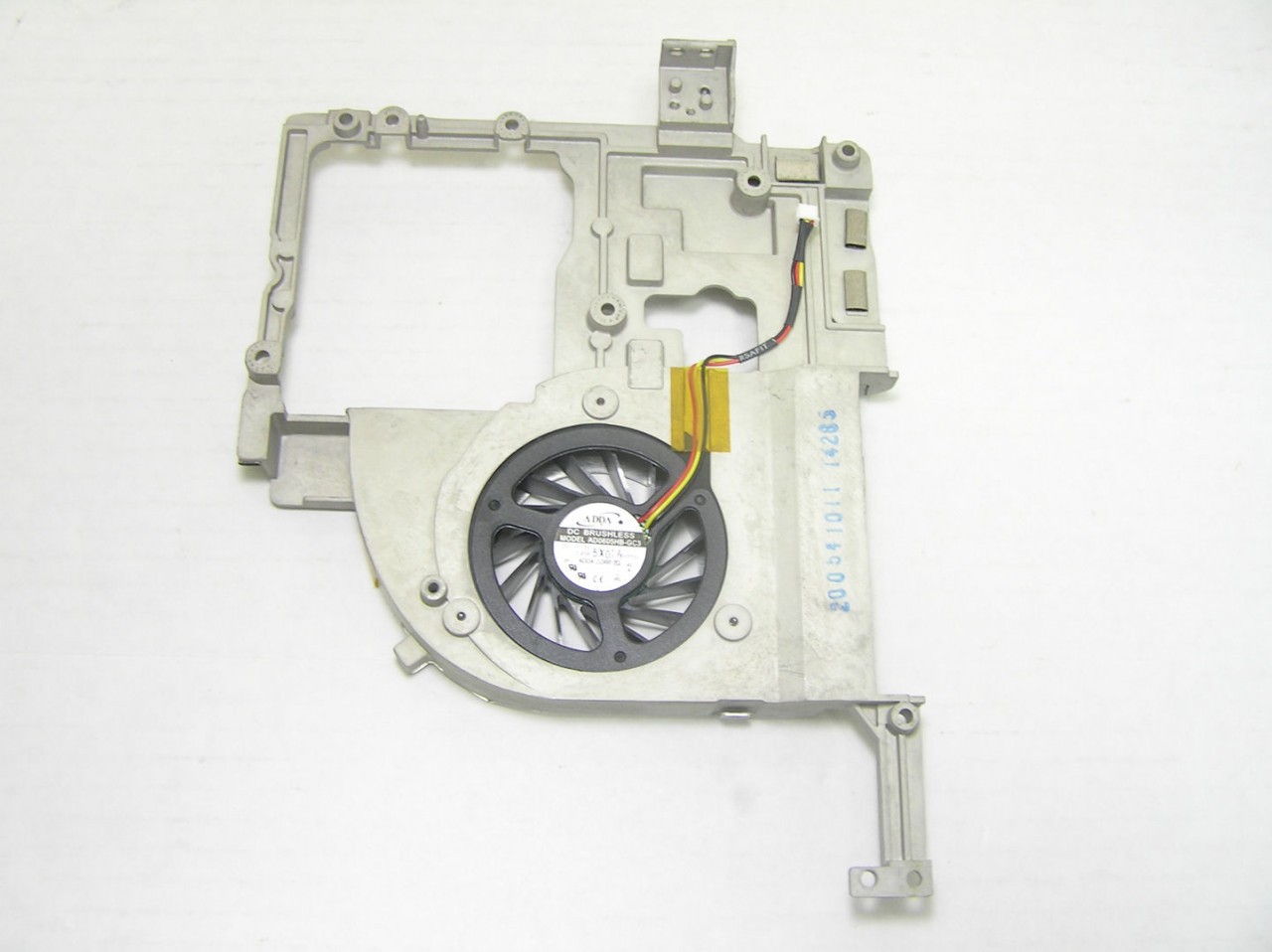 Compaq Presario R4000 Cooling Fan with Frame - 383880-001