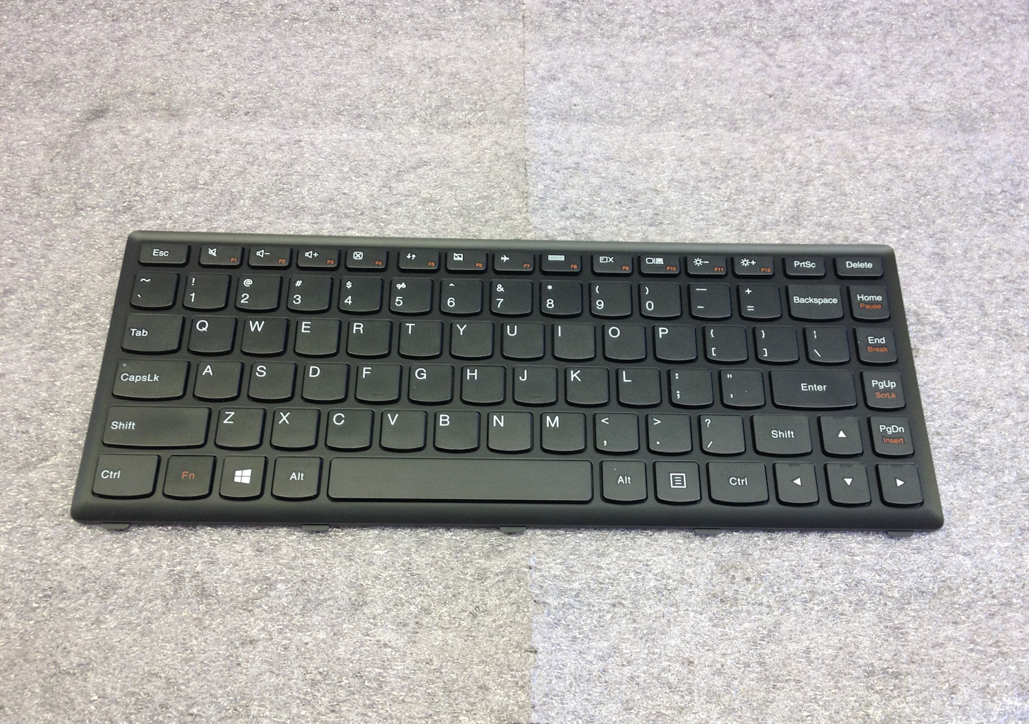 NEW Lenovo 25208714 T3E1-US UltraBook S415 20319 14" Keyboard US